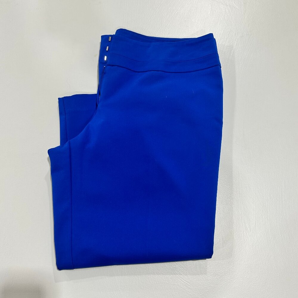 Royal Blue Apt. 9 Size 14 Capri Pants
